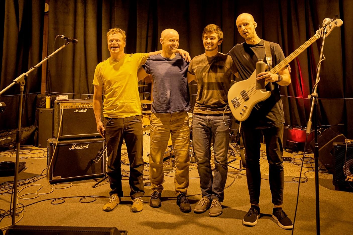 Koncert: EXIL 51 – LEGENDY VRACÍ ÚDER